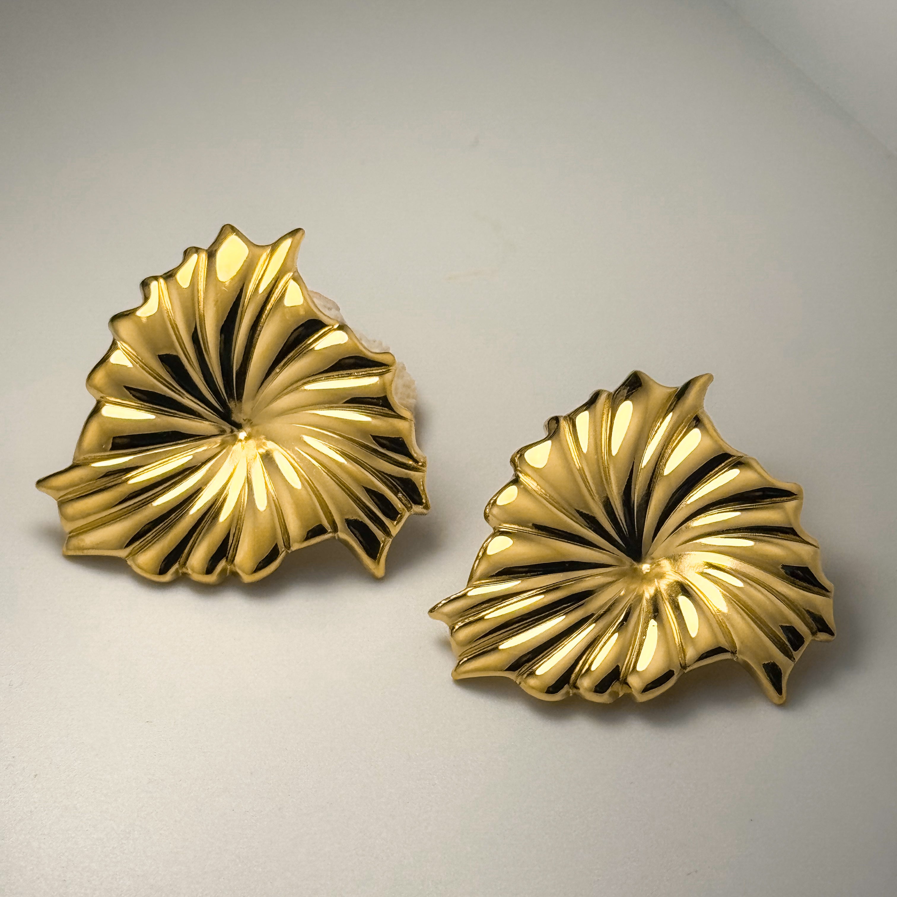 Leaf Light Earrings