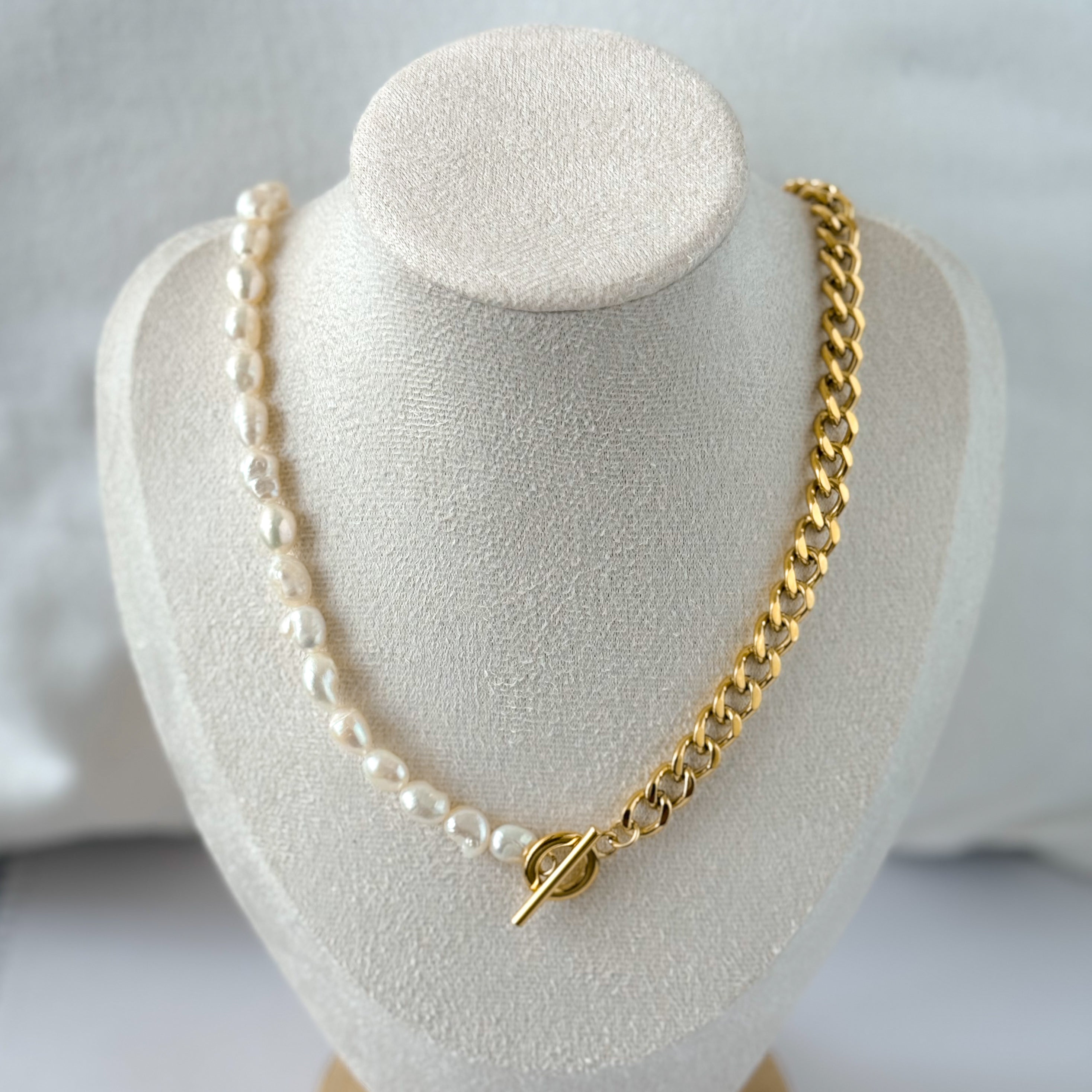 La Puissante Necklace