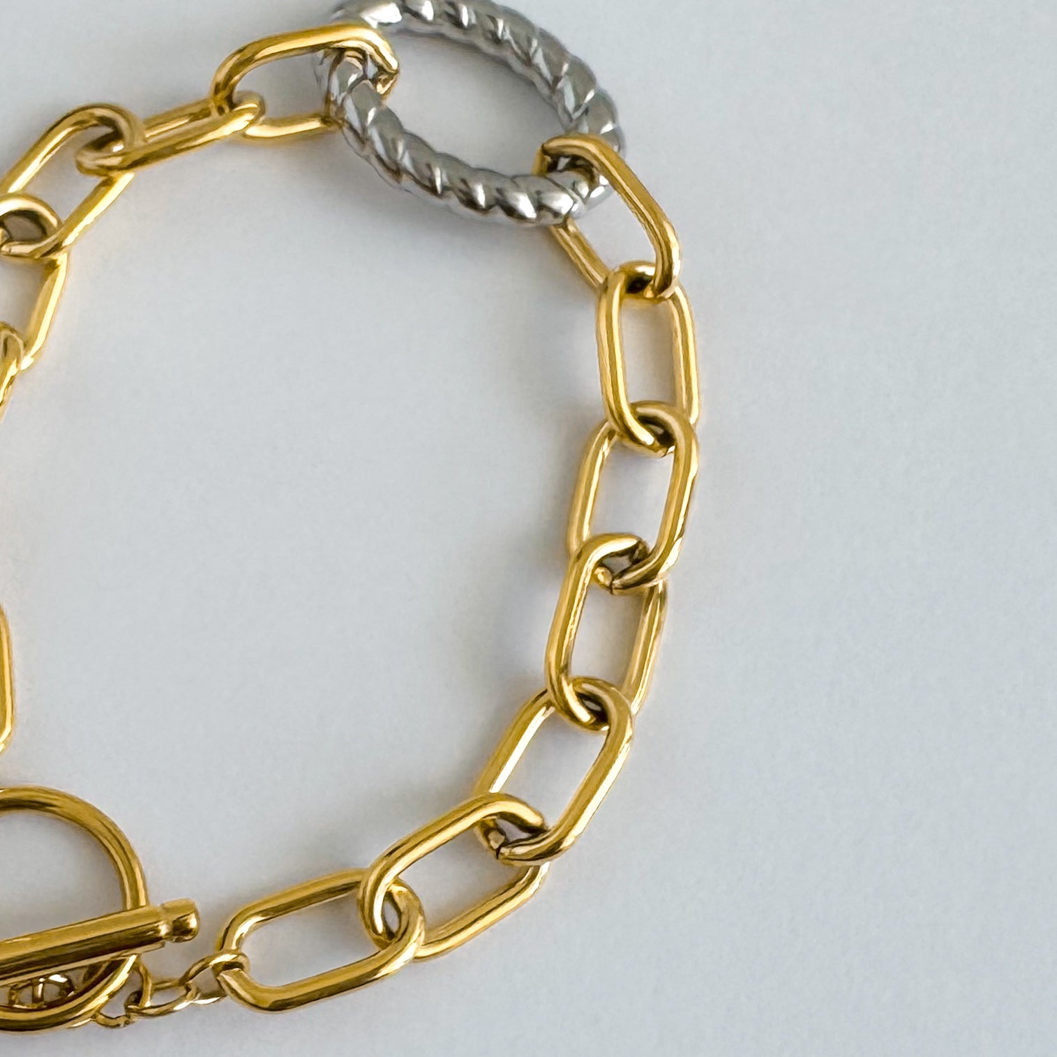 Double Dip Oval Bracelet