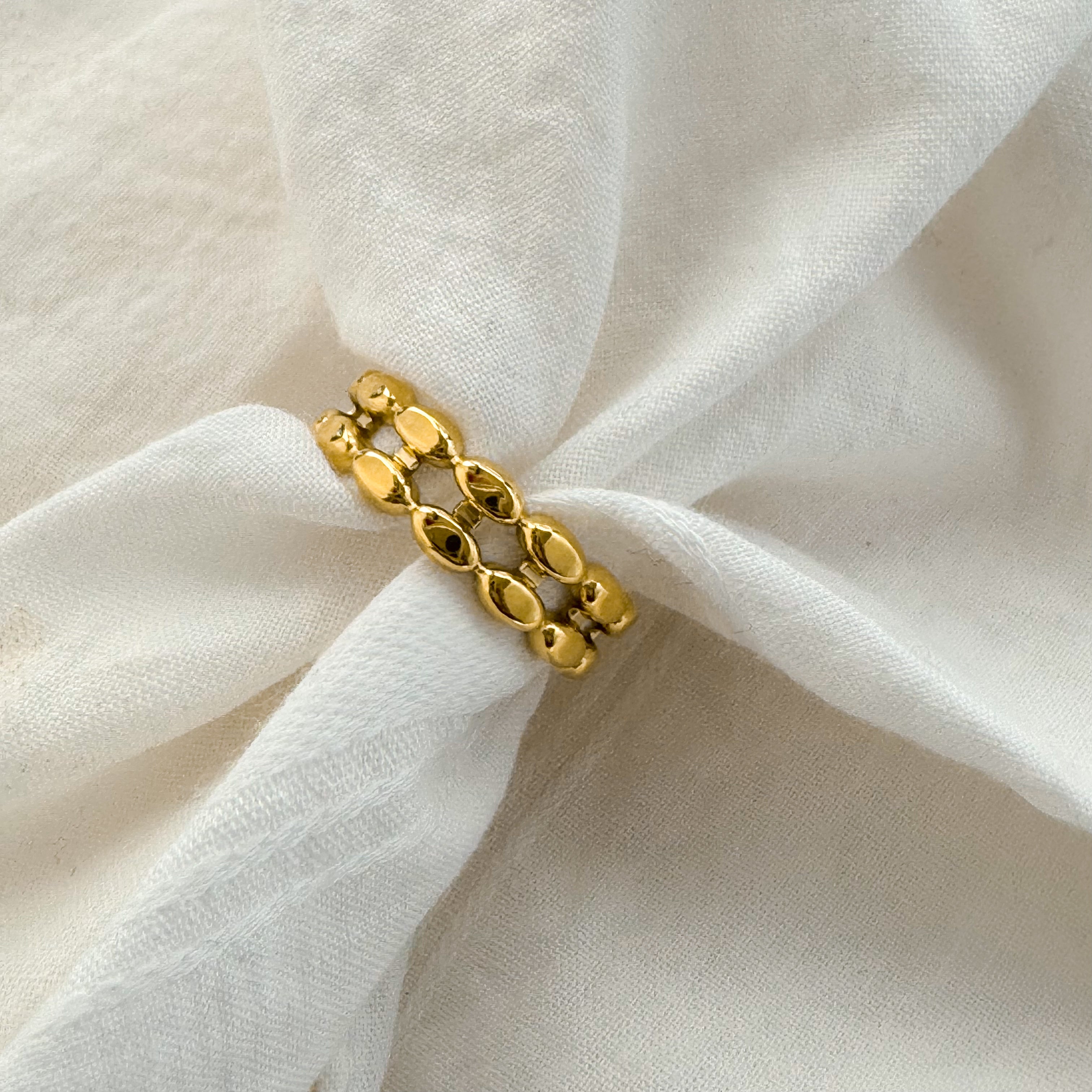 Pebble Ring