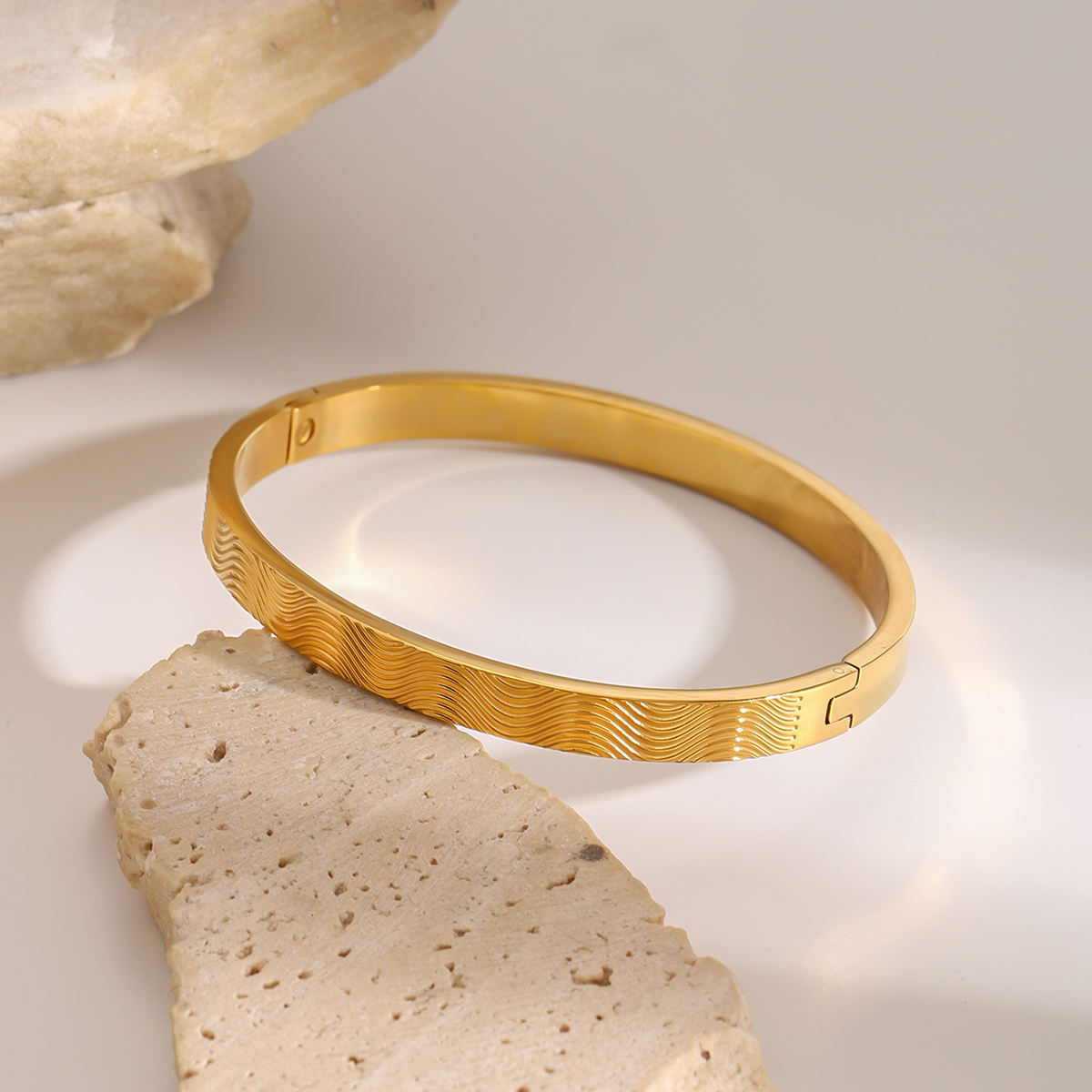 Vague Bangle