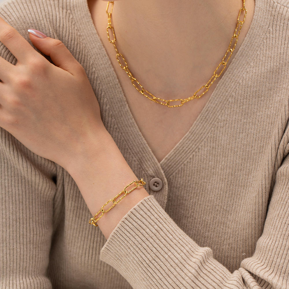 Cuban Chic Necklace